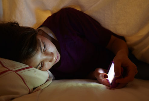 Sleep Problems in the Family? Turn off the Electronic Devices