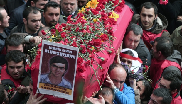 Turkey Protests Reignite After Comatose Teen Dies