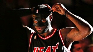 sports, nba, lebron james, black mask