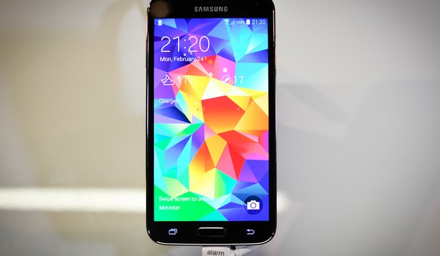 technology, galaxy s5, top 5 accessories