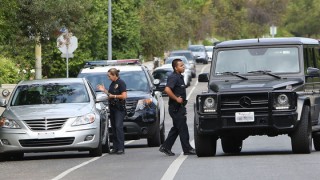 entertainment, kim kardashian, police, pulled over, stalker, paps