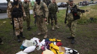 world, MH17 crash site, rebels, pro-Russian separatists, Ukraine, experts