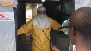 world, west africa, ebola, dump in streets
