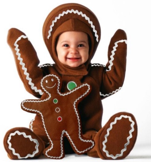 Photo credit @ Hrenoten. Gingerbread cuteness overload.