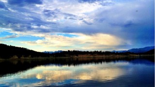 https://www.flickr.com/photos/derekskey/7637025890/in/photostream/