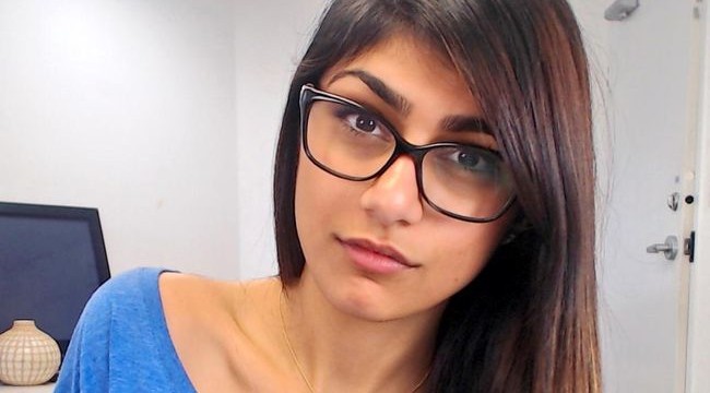 Mia Khalifa wearing glasses