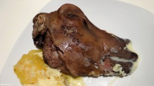 sheep head on a plate
