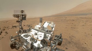 Curiosity on Mars surface