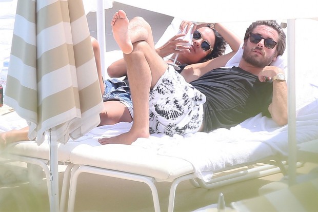 scott-disick-chloe-bartoli-hero