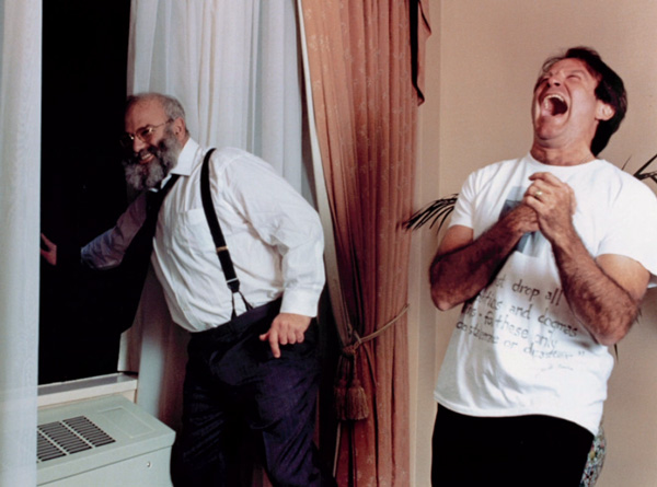 Dr. Sacks on the "Awakenings" set with actor Robin Williams (1990)